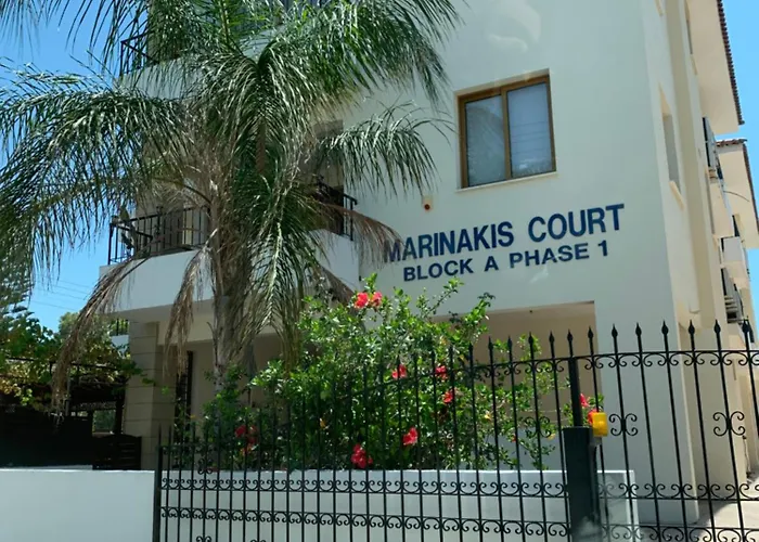 Seascape Apartment *